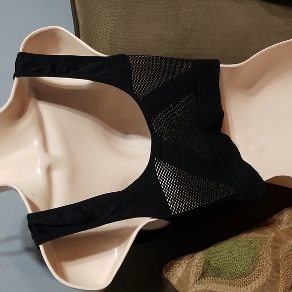 Fashion hollow mesh breathable large black spots bra - Picture 14 of 17